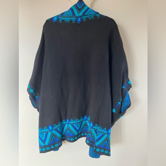NWT Pioneer Woman Ruana Sweater shawl - Picture 4 of 6